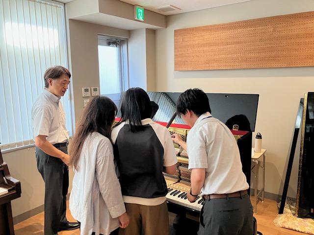 職場（調律）体験の様子