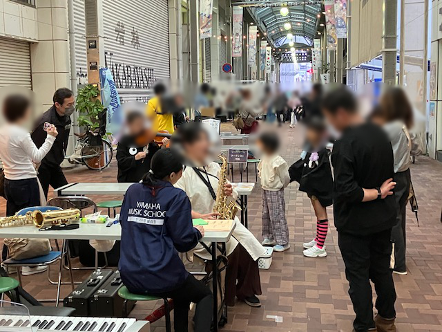 とくしま新町ミュージックナイトマーケットの様子